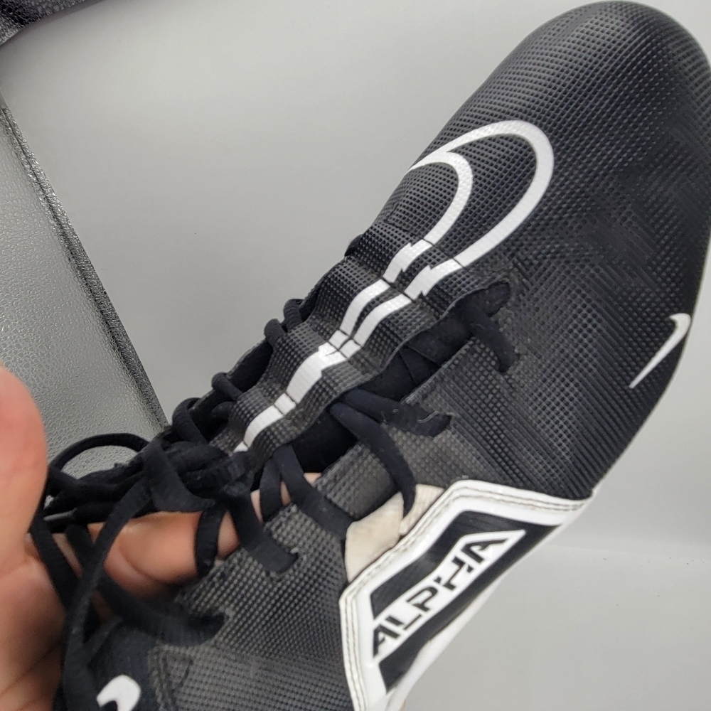 Nike Alpha Engineered Black and White Athletic Cleats Size 11 Lace up - Picture 10 of 12